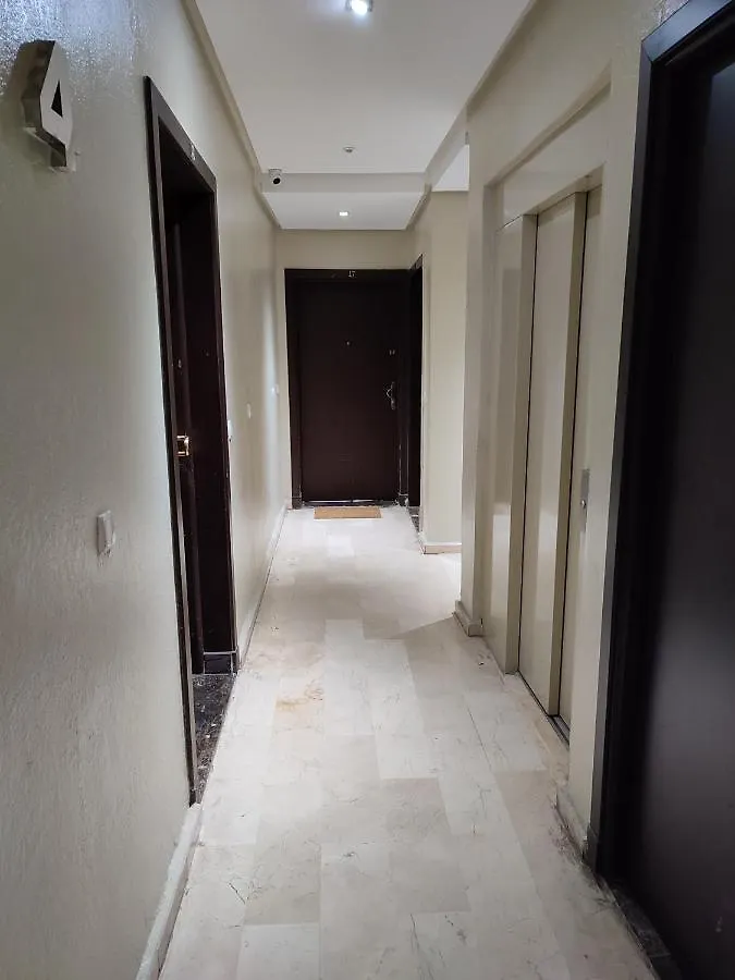 Chaleureux Appartement A 1 Min A Pied De La Mosquee Hassan II Casablanca 0*,  Maroko